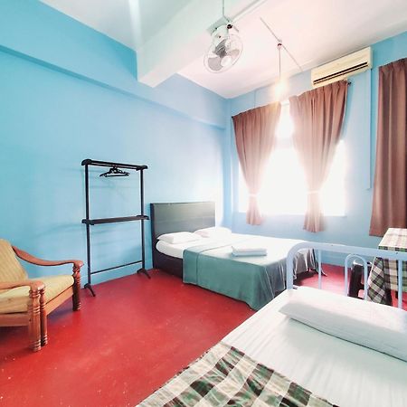 The Jesselton Cabin Sdn Bhd Kota Kinabalu Buitenkant foto