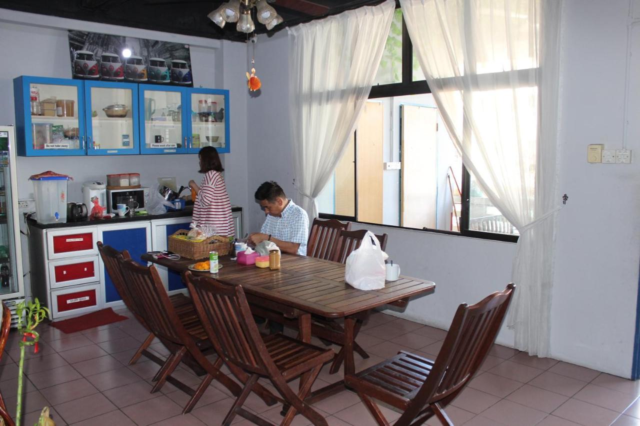 The Jesselton Cabin Sdn Bhd Kota Kinabalu Buitenkant foto