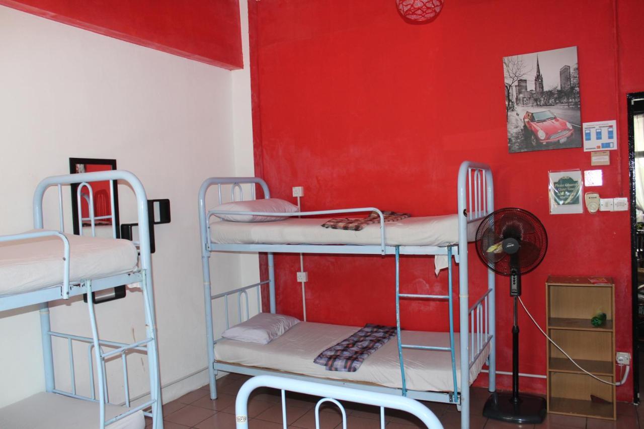 The Jesselton Cabin Sdn Bhd Kota Kinabalu Buitenkant foto