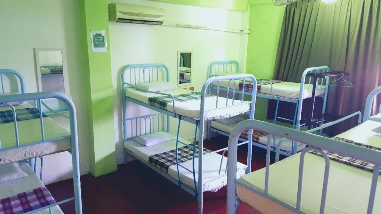 The Jesselton Cabin Sdn Bhd Kota Kinabalu Buitenkant foto